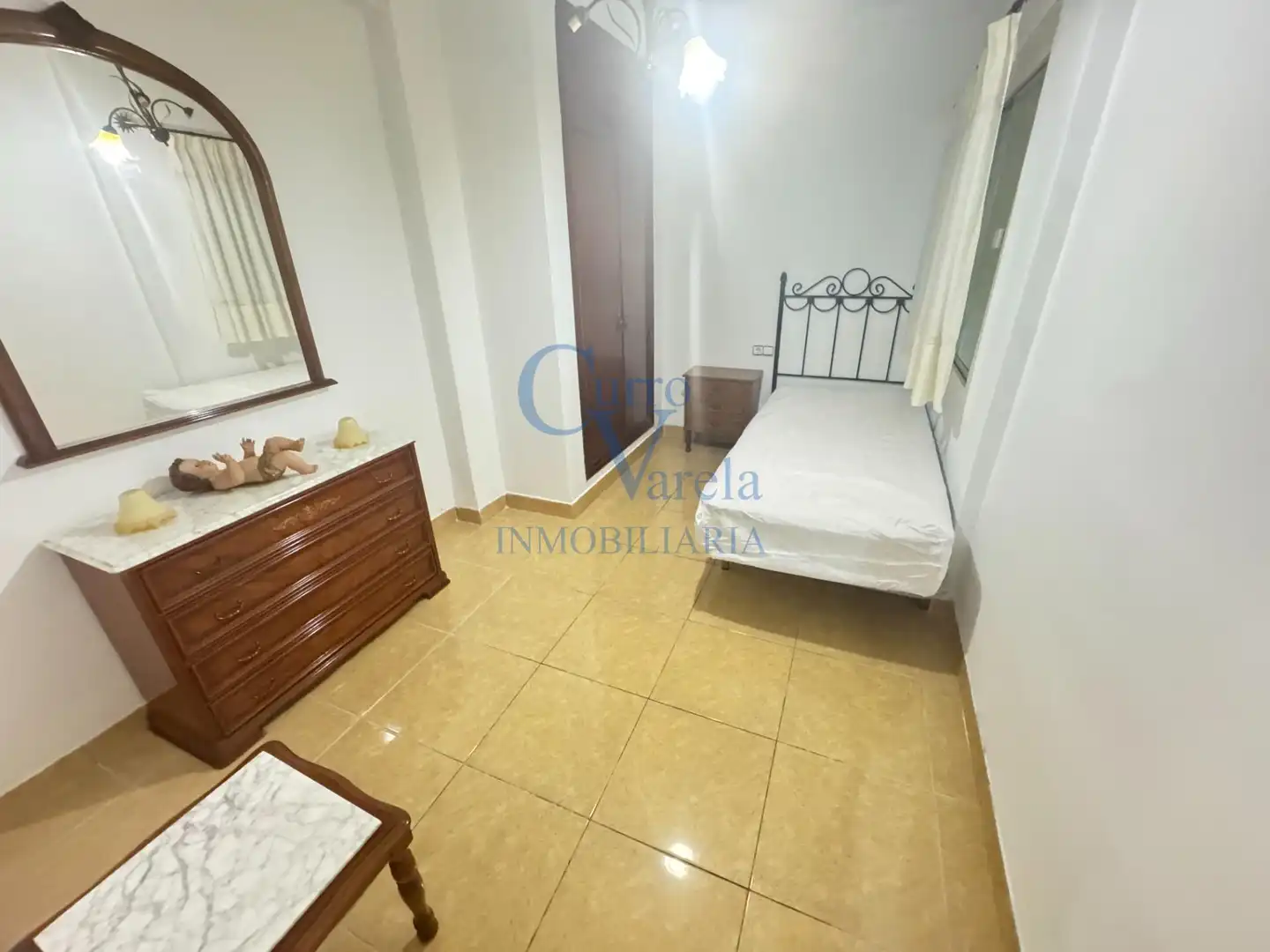 Bedroom of Flat for sale in Dos Hermanas  with Air Conditioner