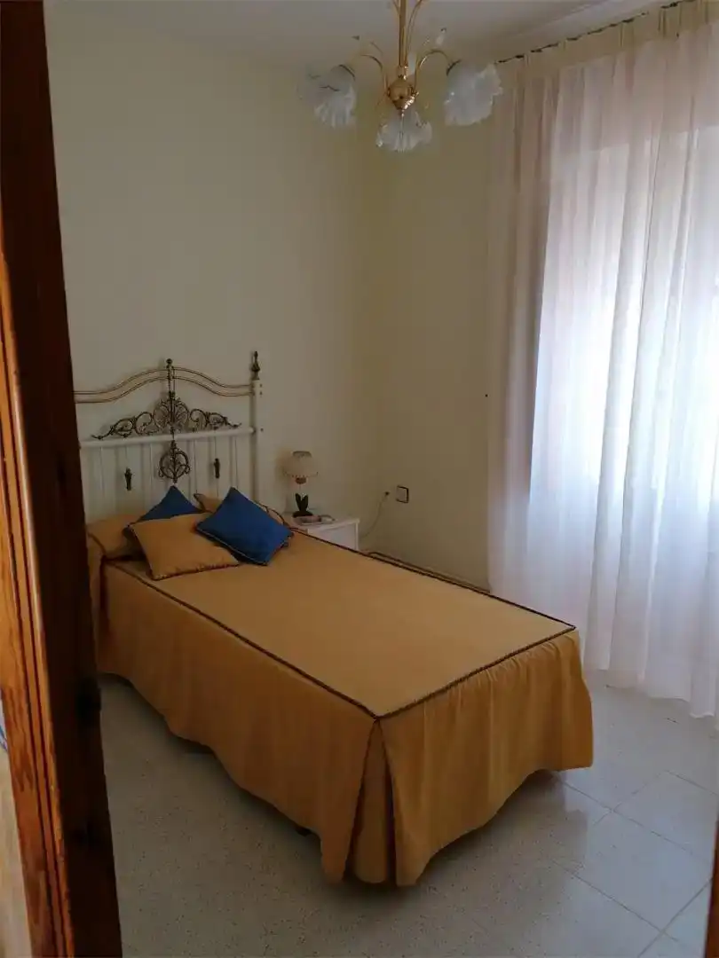 Bedroom of Flat for sale in Alcubillas  with Air Conditioner, Storage room and Balcony