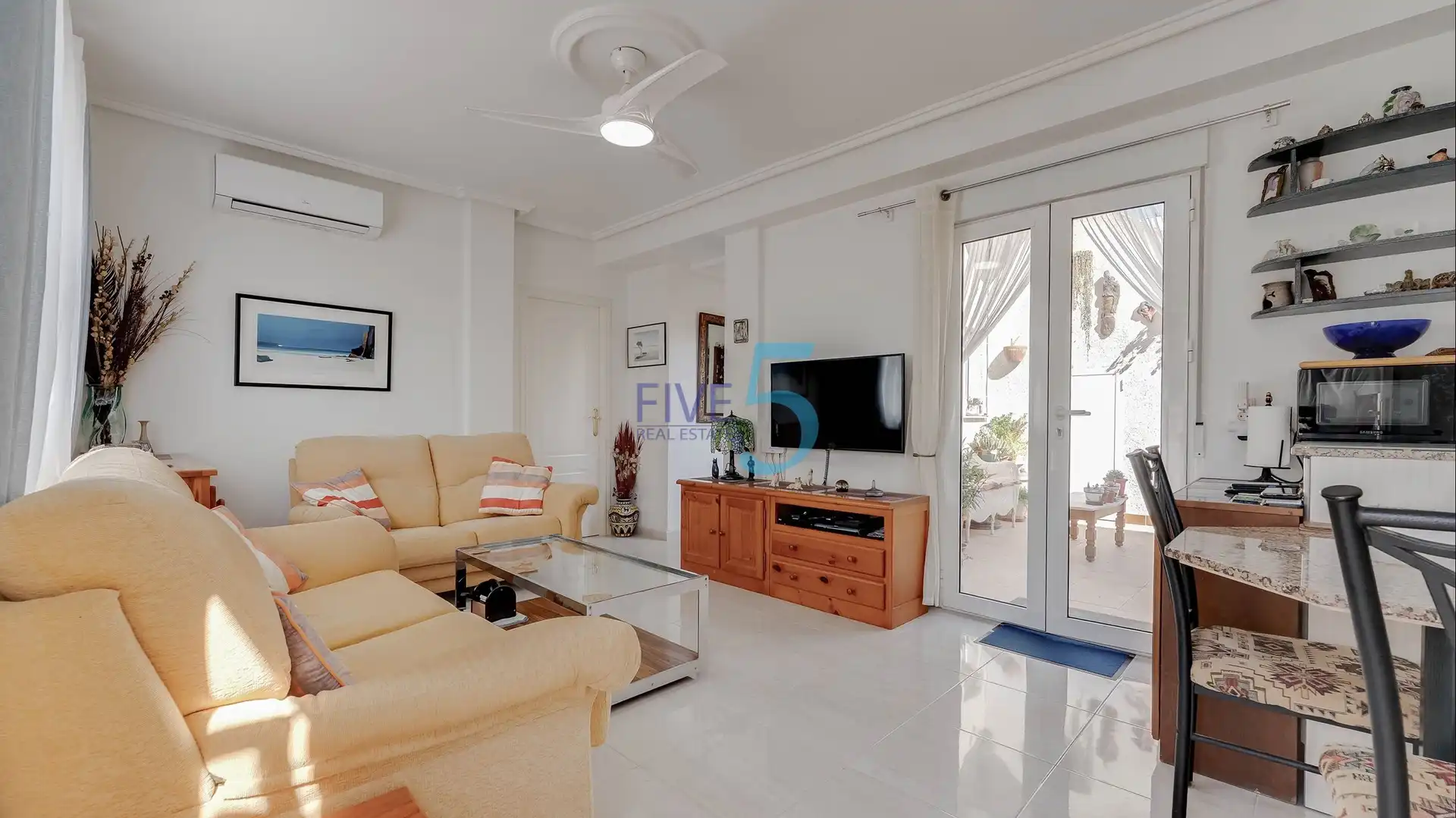 Terraced house with pool for sale in Ciudad Quesada, imagen 3