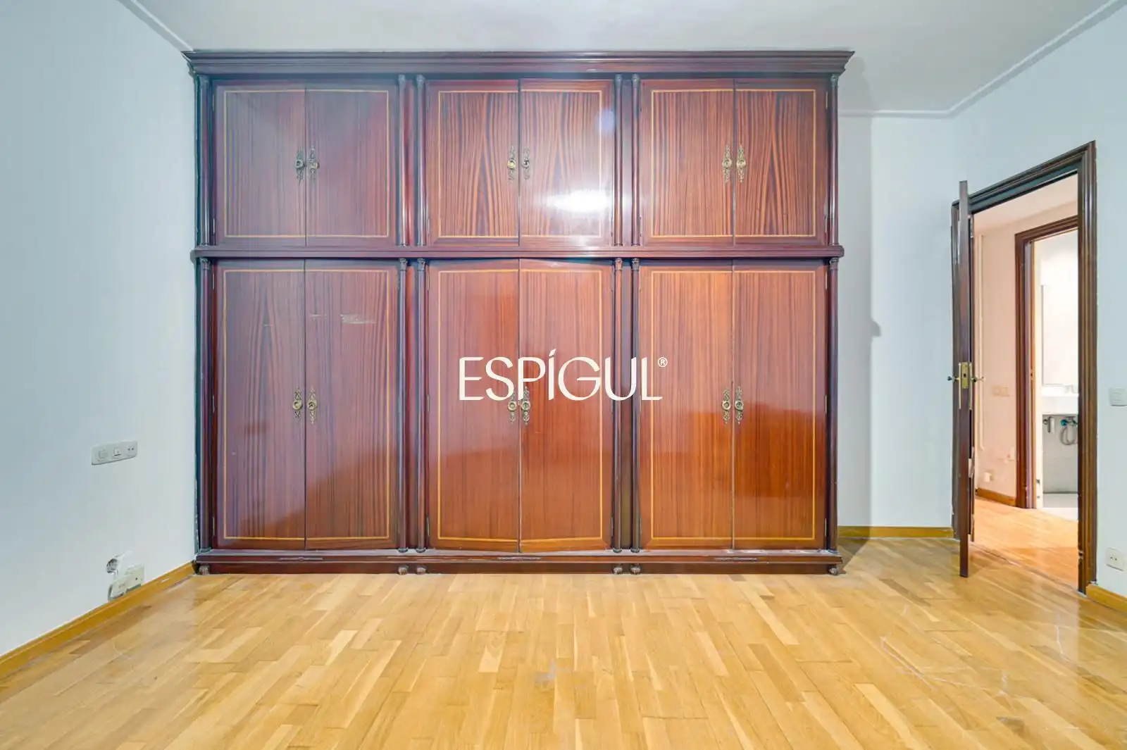 Habitación de Piso en venta en Barcelona con Calefacción, Parquet y Terraza