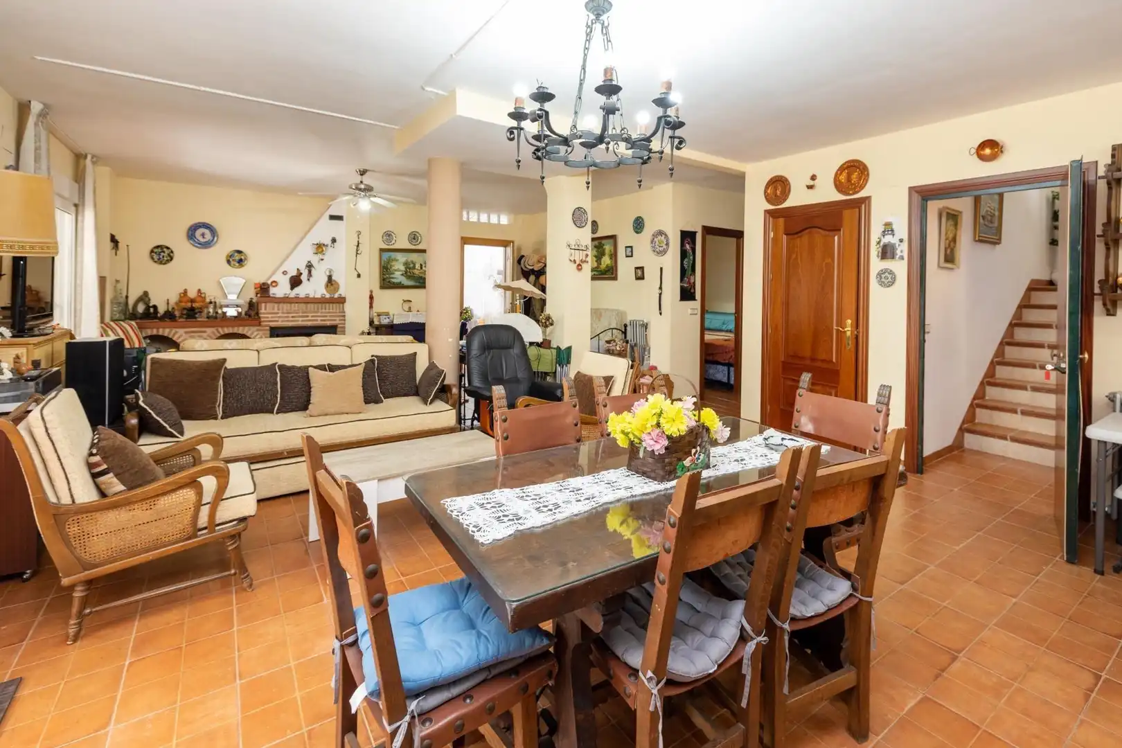 Dining room of Houses for sale in Barrio de la Vega