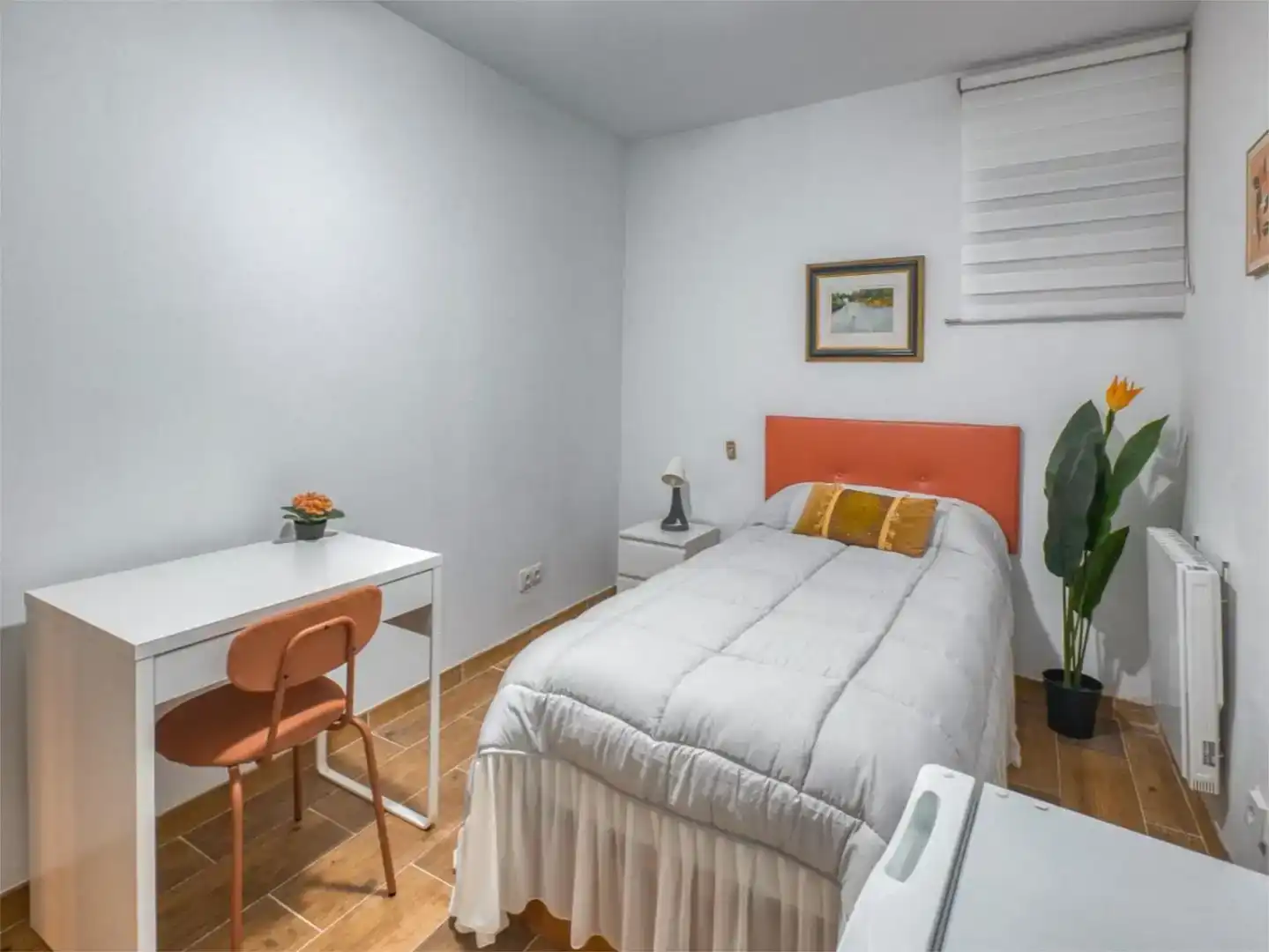 Bedroom of Study for rent in Estremera  with Air Conditioner, Furnished and Balcony