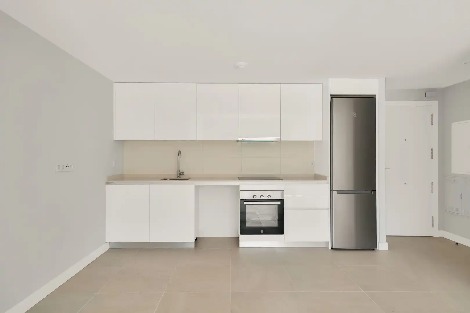 Cuina de Apartament en venda en Estepona amb Terrassa