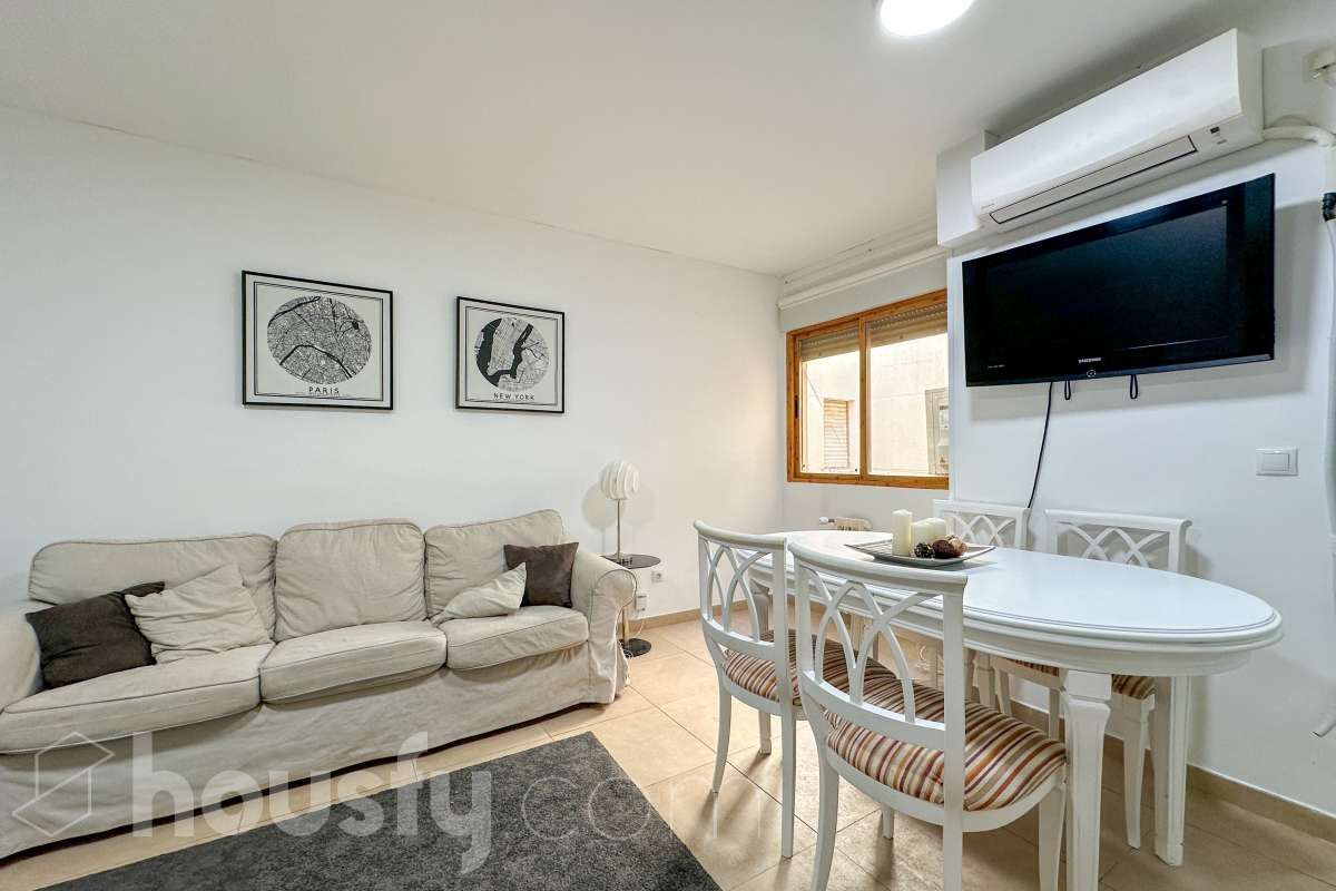 Sala de estar de Estudio en venta en  Madrid Capital con Aire acondicionado, Calefacción y Trastero