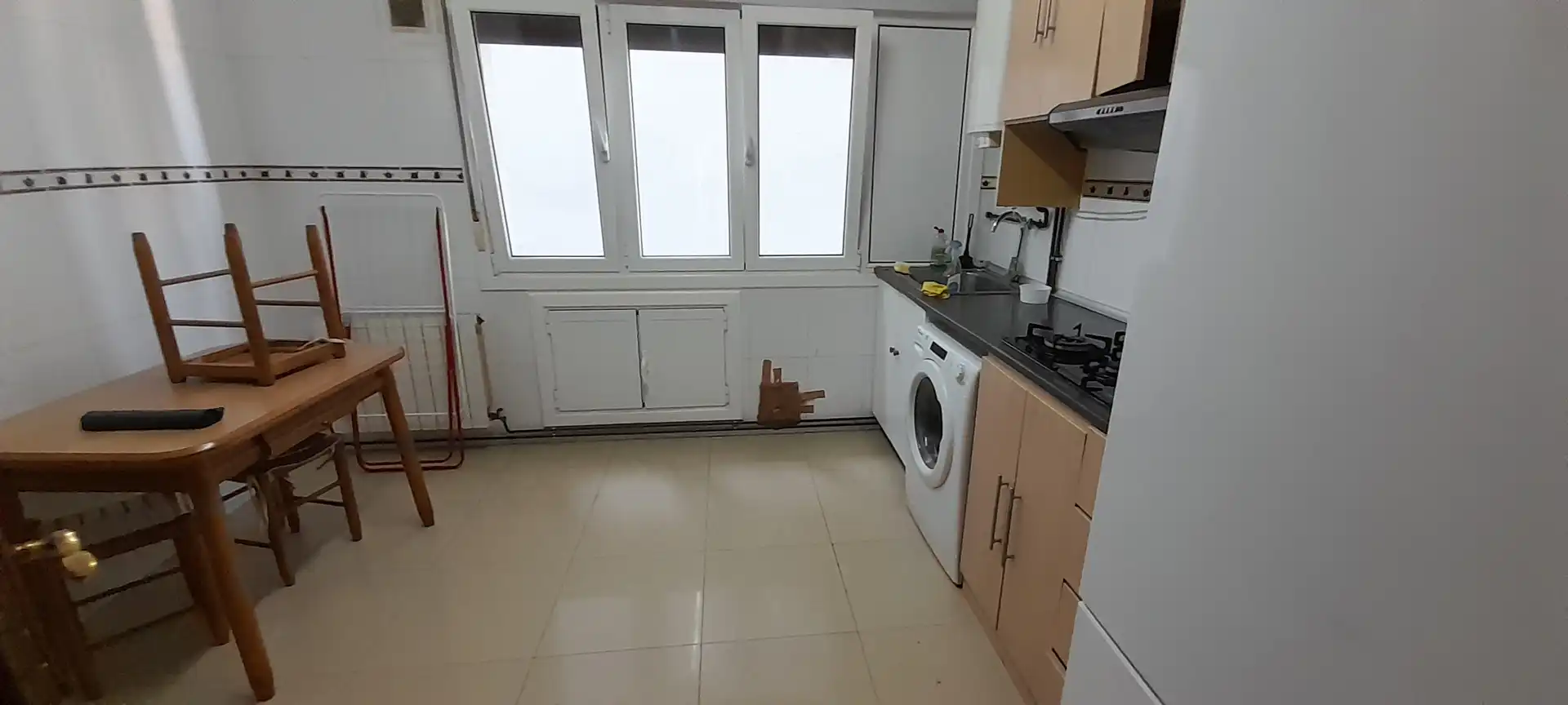 Cocina de Piso en venta en Santurtzi  con Amueblado, Horno y Lavadora