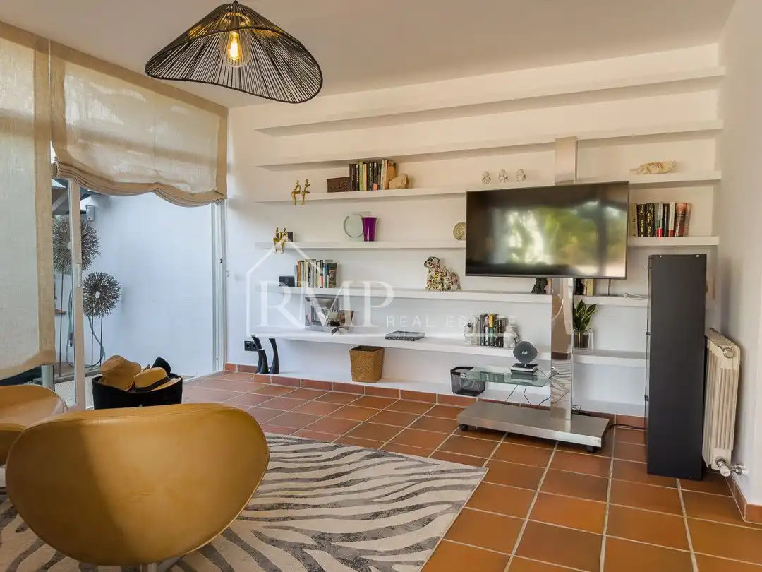 Living room of Detached homes for sale in Sant Andreu de Llavaneres  with Air Conditioner, Heating and Terrace