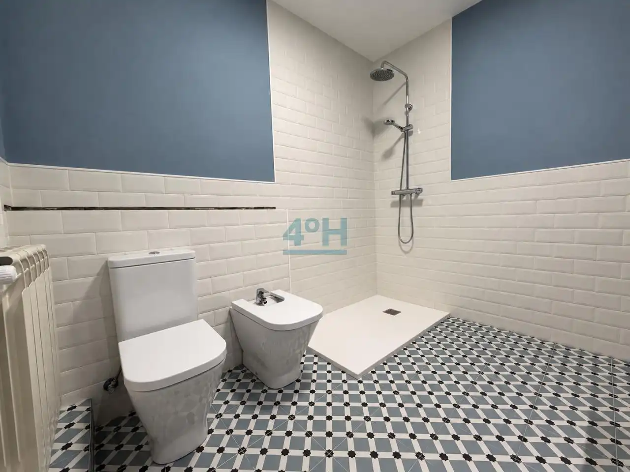 Bathroom of Flat for sale in Posío