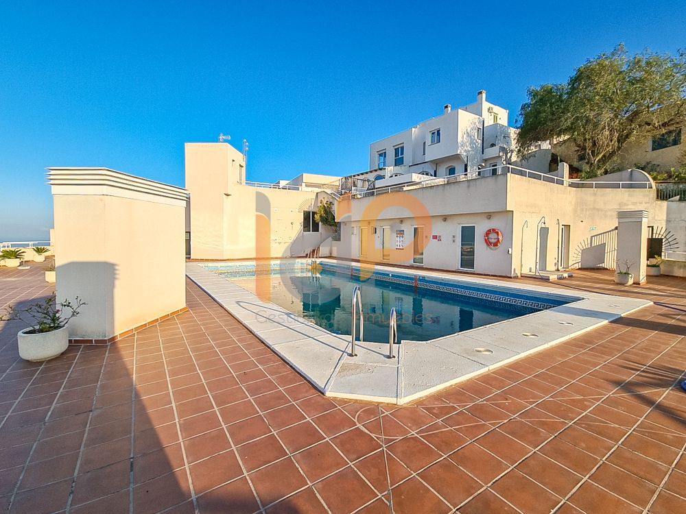Vista exterior de Apartament en venda en Mojácar amb Aire condicionat i Terrassa