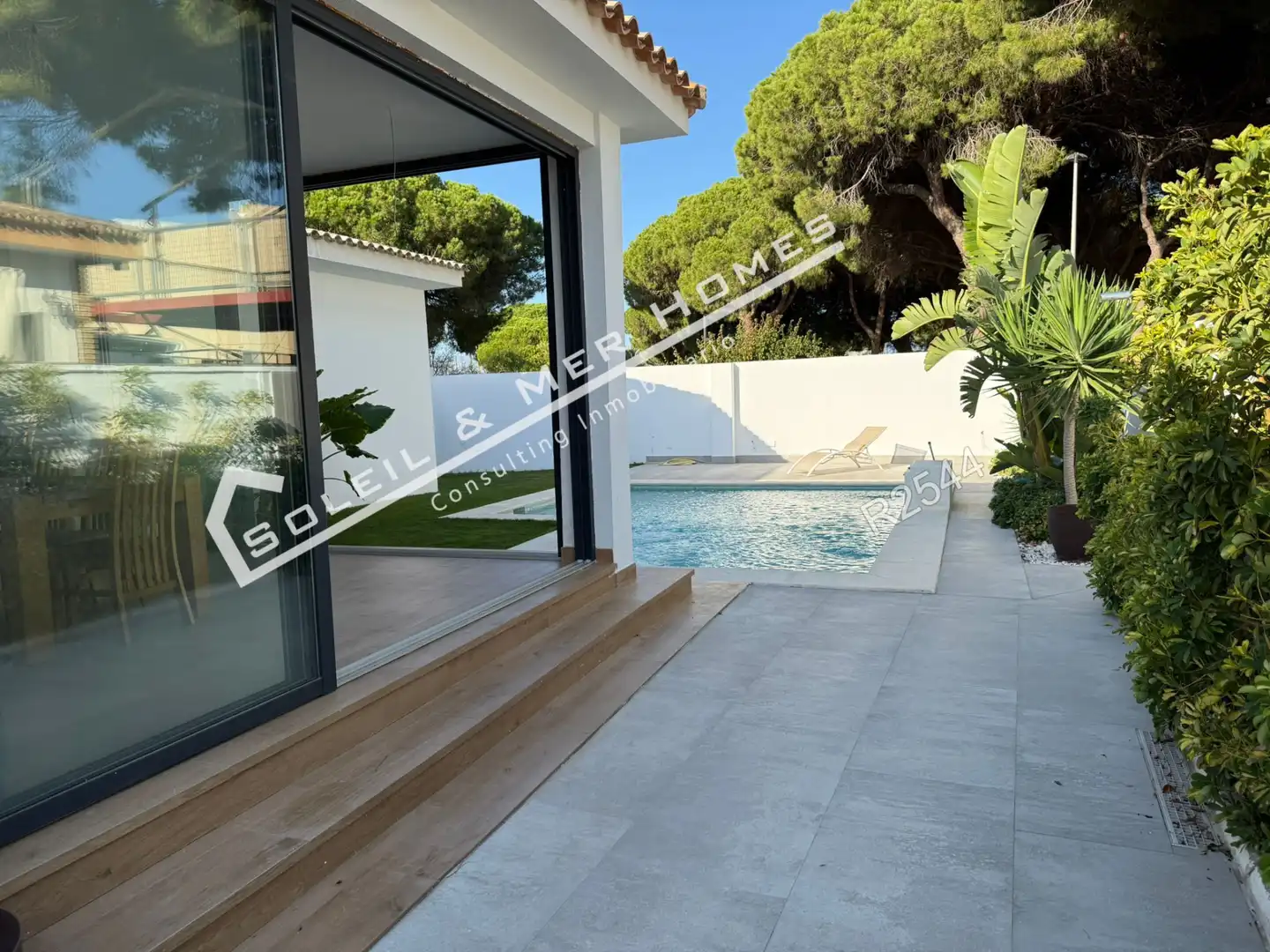 Vista exterior de Casa o xalet en venda en El Puerto de Santa María
