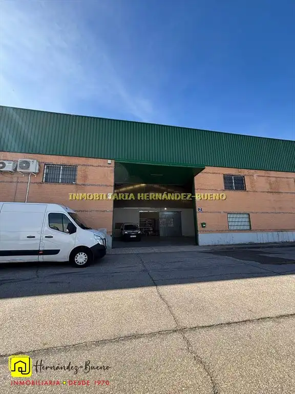 Außenansicht von Fabrikhallen zur Miete in Calvarrasa de Abajo, Salamanca