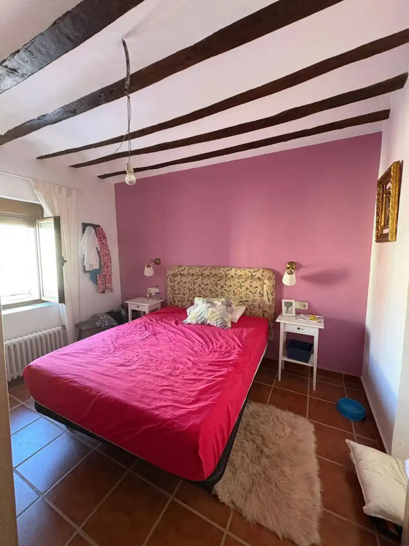 Dormitori de Casa o xalet en venda en Villagarcía del Llano amb Calefacció i Traster