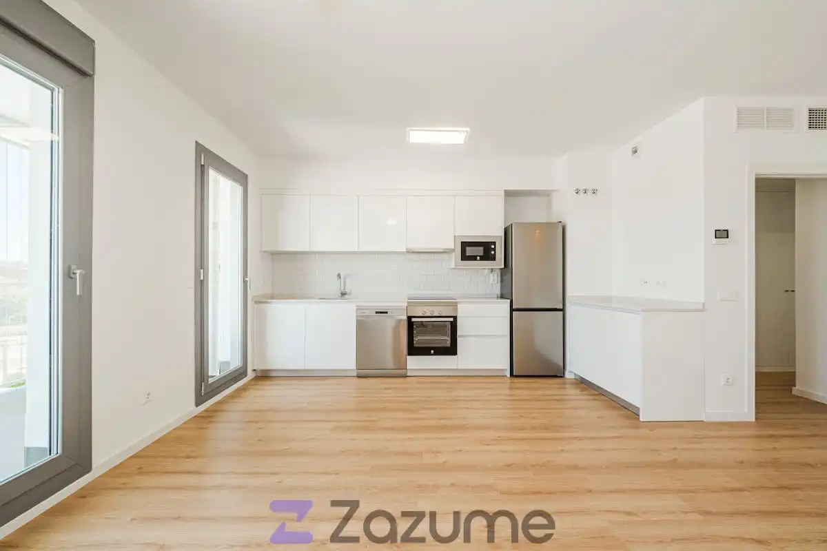 Küche von Wohnung zur Miete in Dos Hermanas mit Klimaanlage, Heizung und Privatgarten