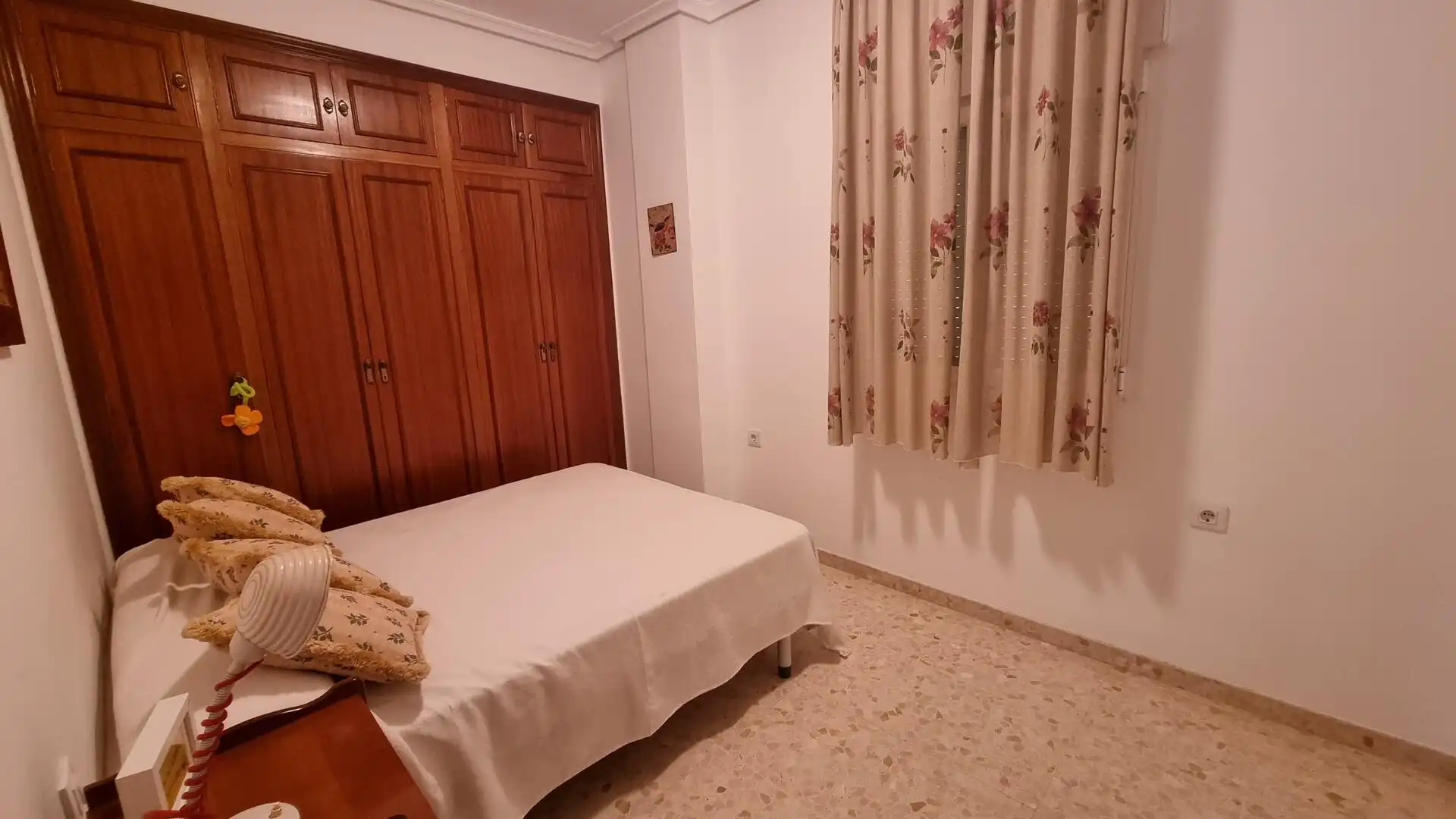 Schlafzimmer von Wohnungen zur Miete in Poniente-Sur