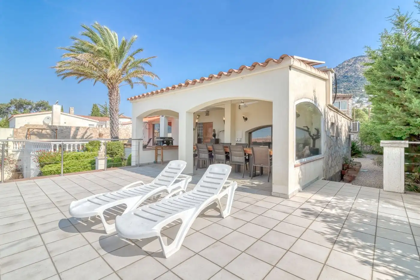 Terrassa de Casa o xalet en venda en Roses amb Aire condicionat, Calefacció i Jardí privat