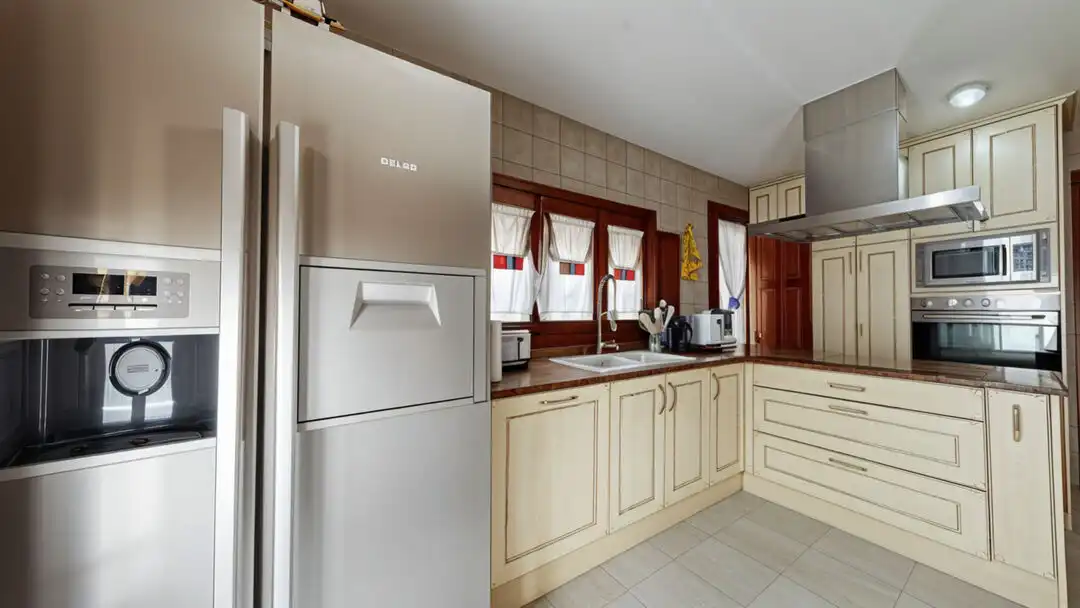 Kitchen of Houses for sale in Campo Real  with Air Conditioner, Heating and Private garden