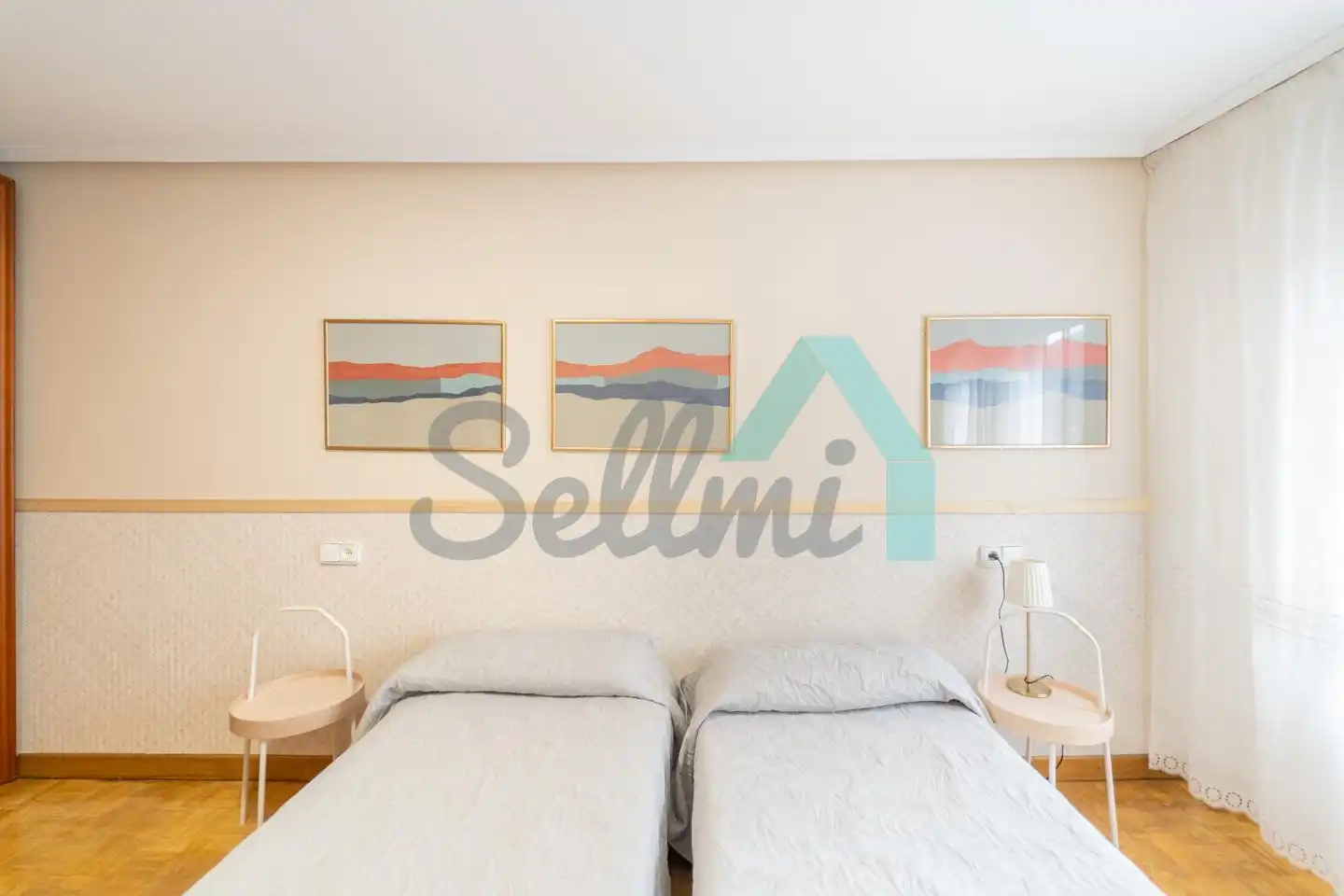 Schlafzimmer von Wohnung zur Miete in Parres mit Heizung, Parkett und Terrasse