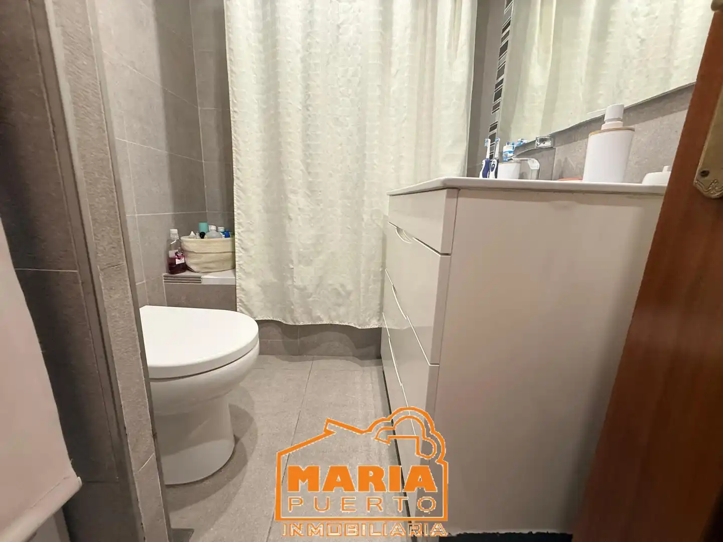 Bathroom of Flat for sale in Málaga  with Air Conditioner