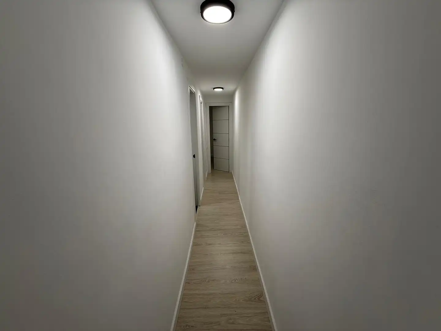 Flat for sale in L'Hospitalet de Llobregat  with Alarm
