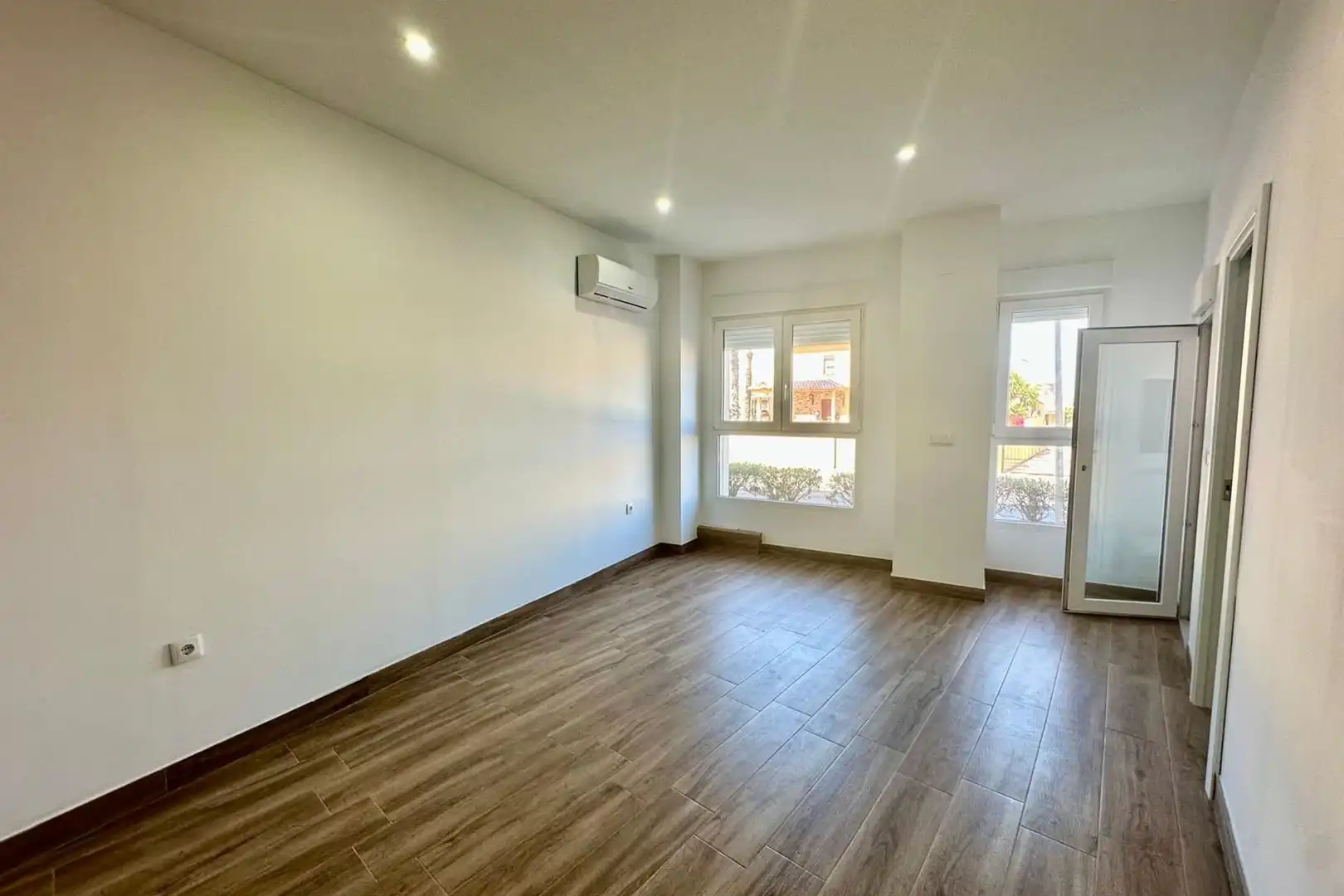 Apartament amb terrassa en venda a Centro, imagen 23