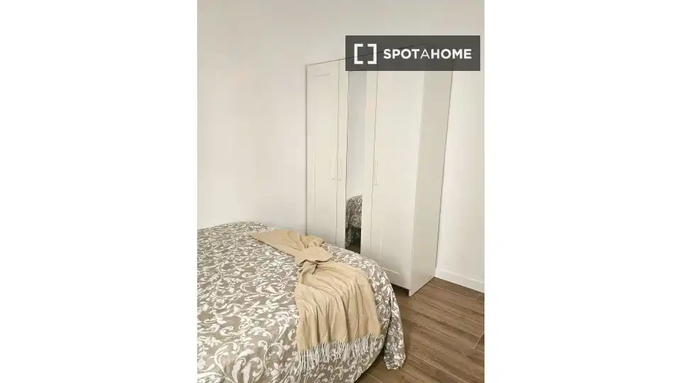Habitación en Ruiseñores