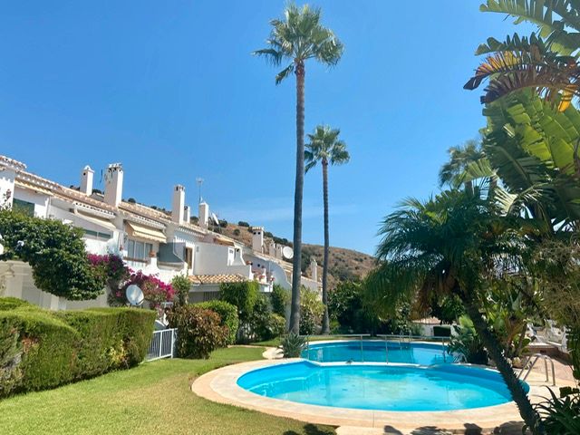 Exterior view of Planta baja to rent in Mijas  with Air Conditioner, Private garden and Terrace