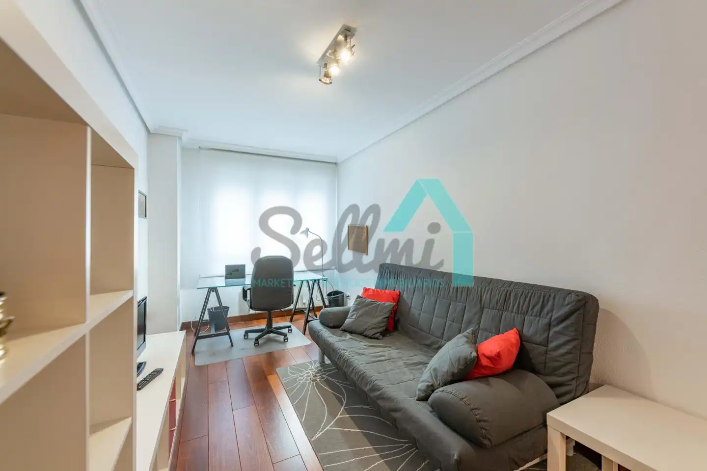 Habitación de Piso en venta en Oviedo  con Calefacción y Parquet