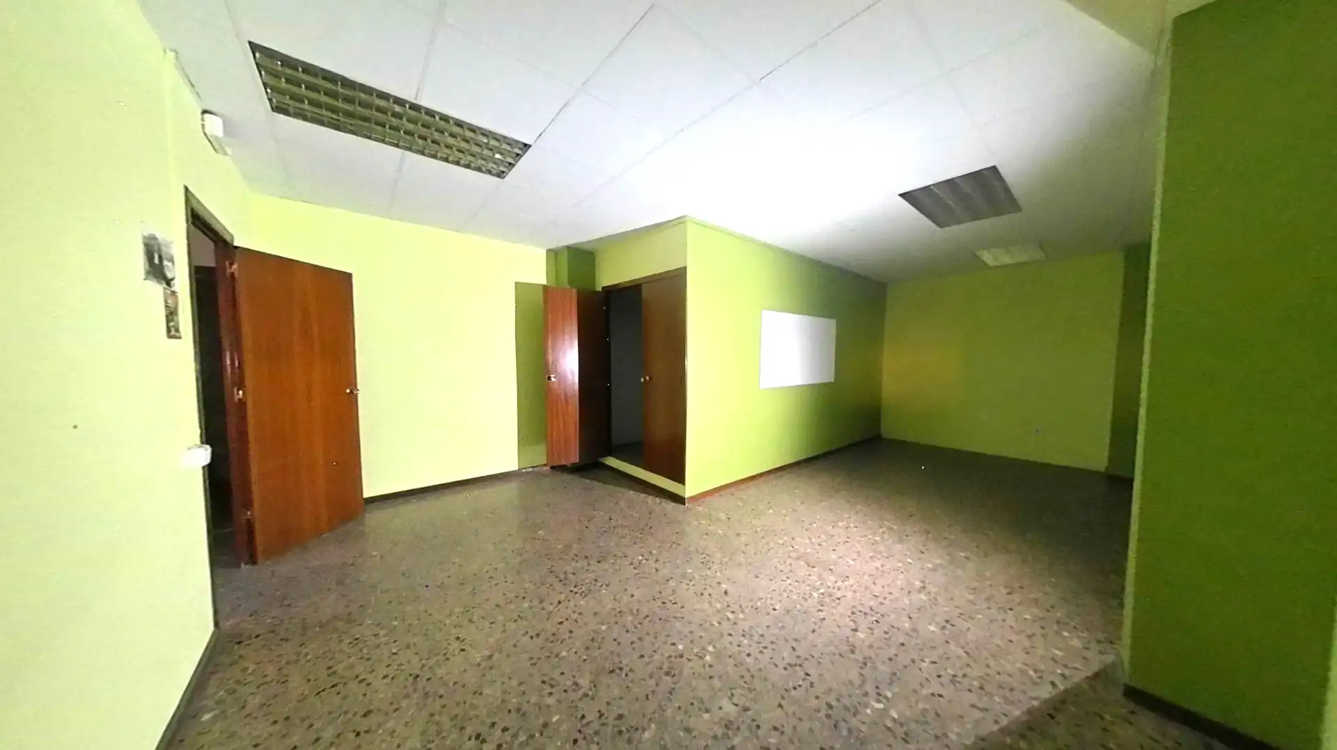 Nau industrial en venda en Viladecans