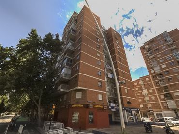 Pis en venda a Avenida San Juan de la Peña, 181, BL: B20, Planta 1, Puerta C