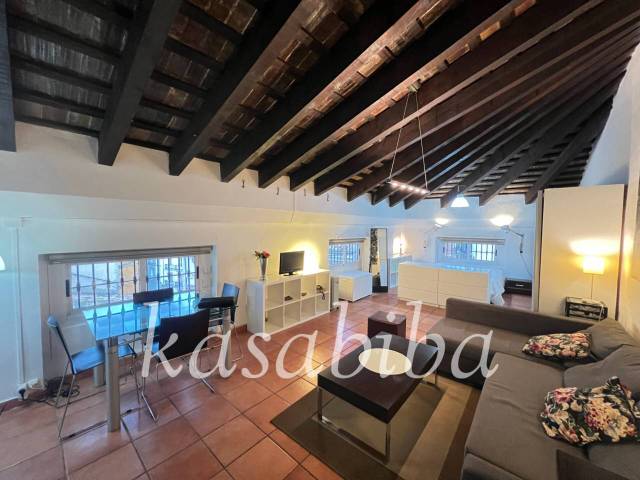 Piso en Alquiler en Calle CONDE DE MONTORNES en La Xerea