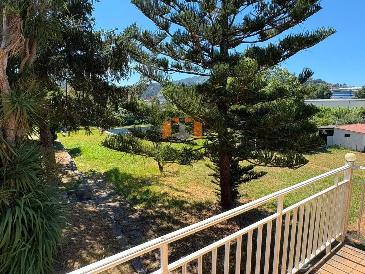 Jardín de Casa o chalet en venta en Vigo  con Calefacción, Jardín privado y Parquet