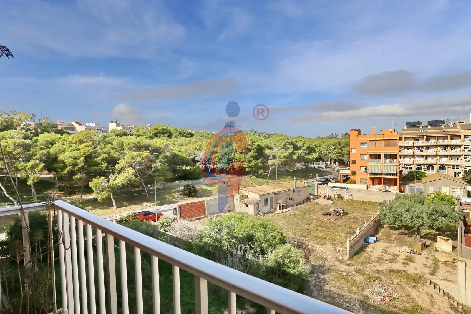 Vista exterior de Apartamento en venta en Guardamar del Segura con Amueblado y Balcón
