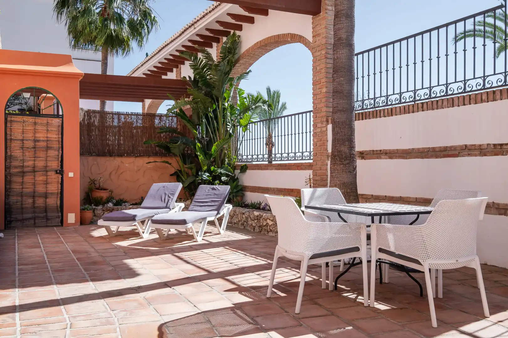 Terrassa de Apartament en venda en Frigiliana amb Aire condicionat, Calefacció i Jardí privat