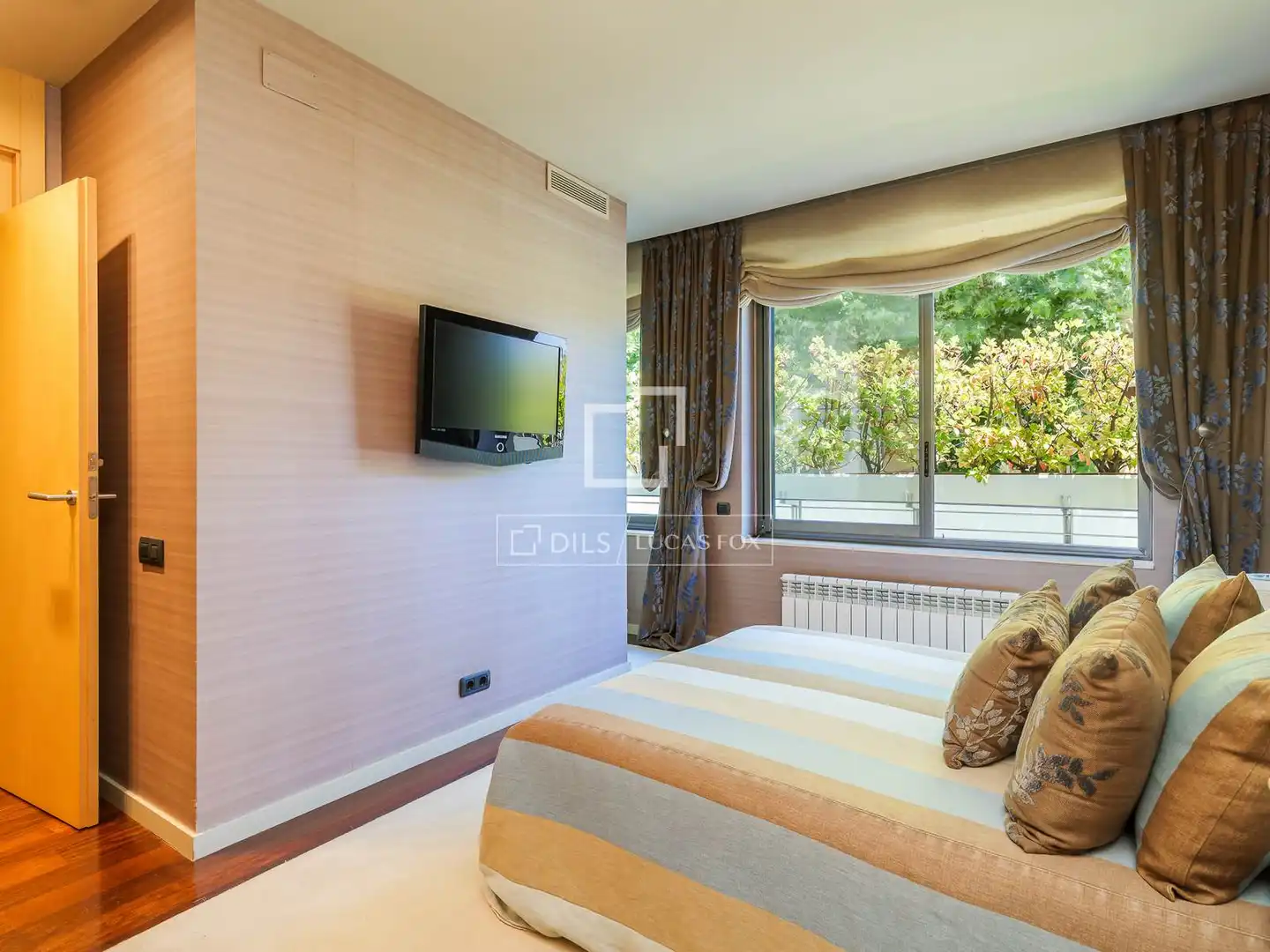 Habitación de Piso en venta en Barcelona con Aire acondicionado, Calefacción y Parquet