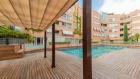 Piscina de Àtic en venda en Alcobendas amb Aire condicionat, Calefacció i Jardí privat