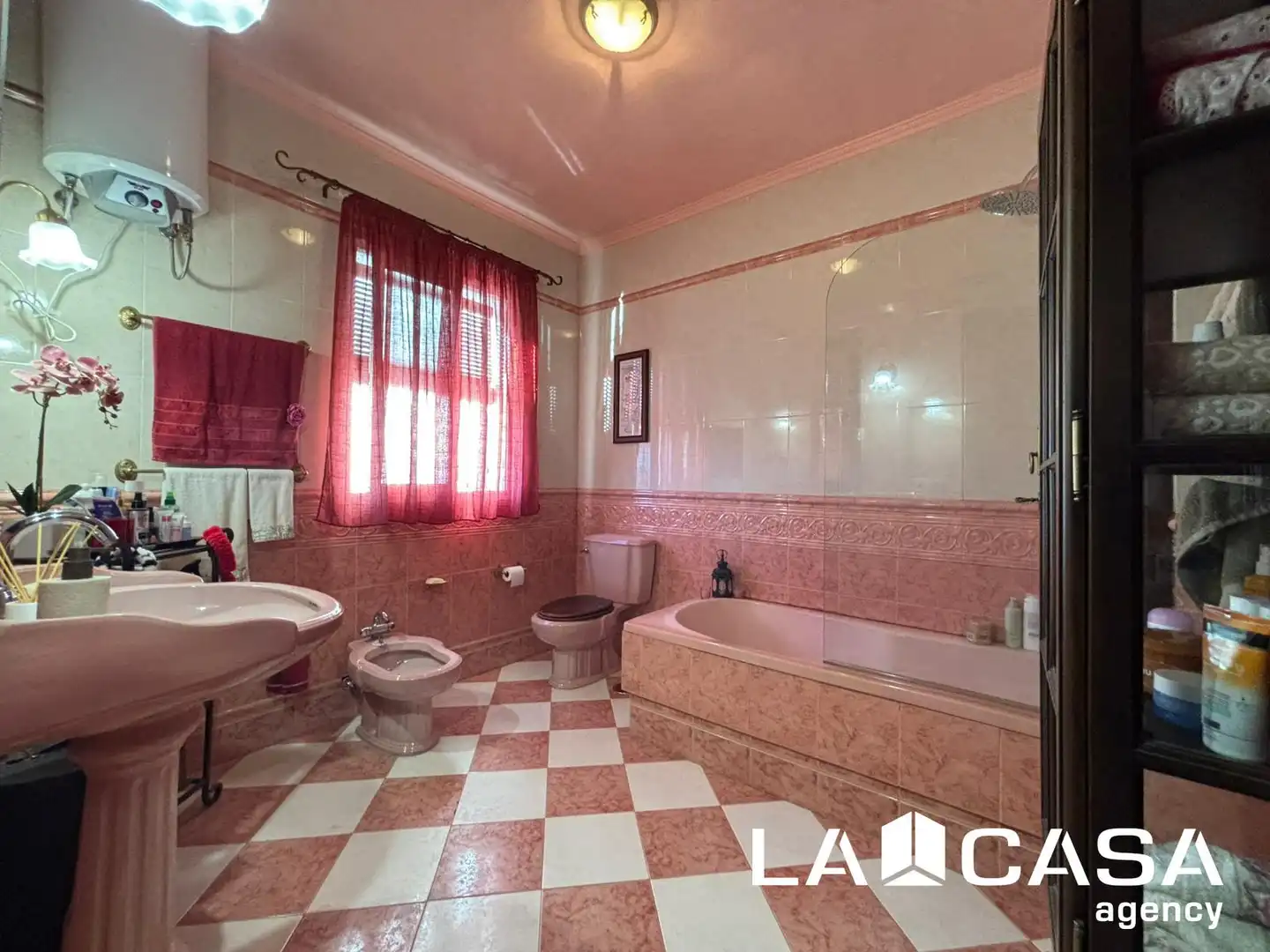 Bany de Casa o xalet en venda en Dos Hermanas amb Balcó