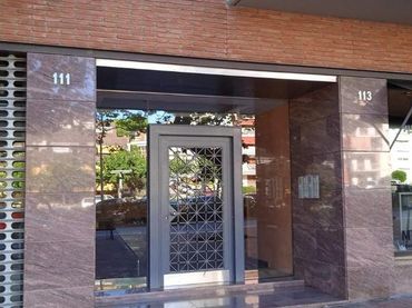 Pis amb balcó en venda a RIERA DEL PARE FITA 111