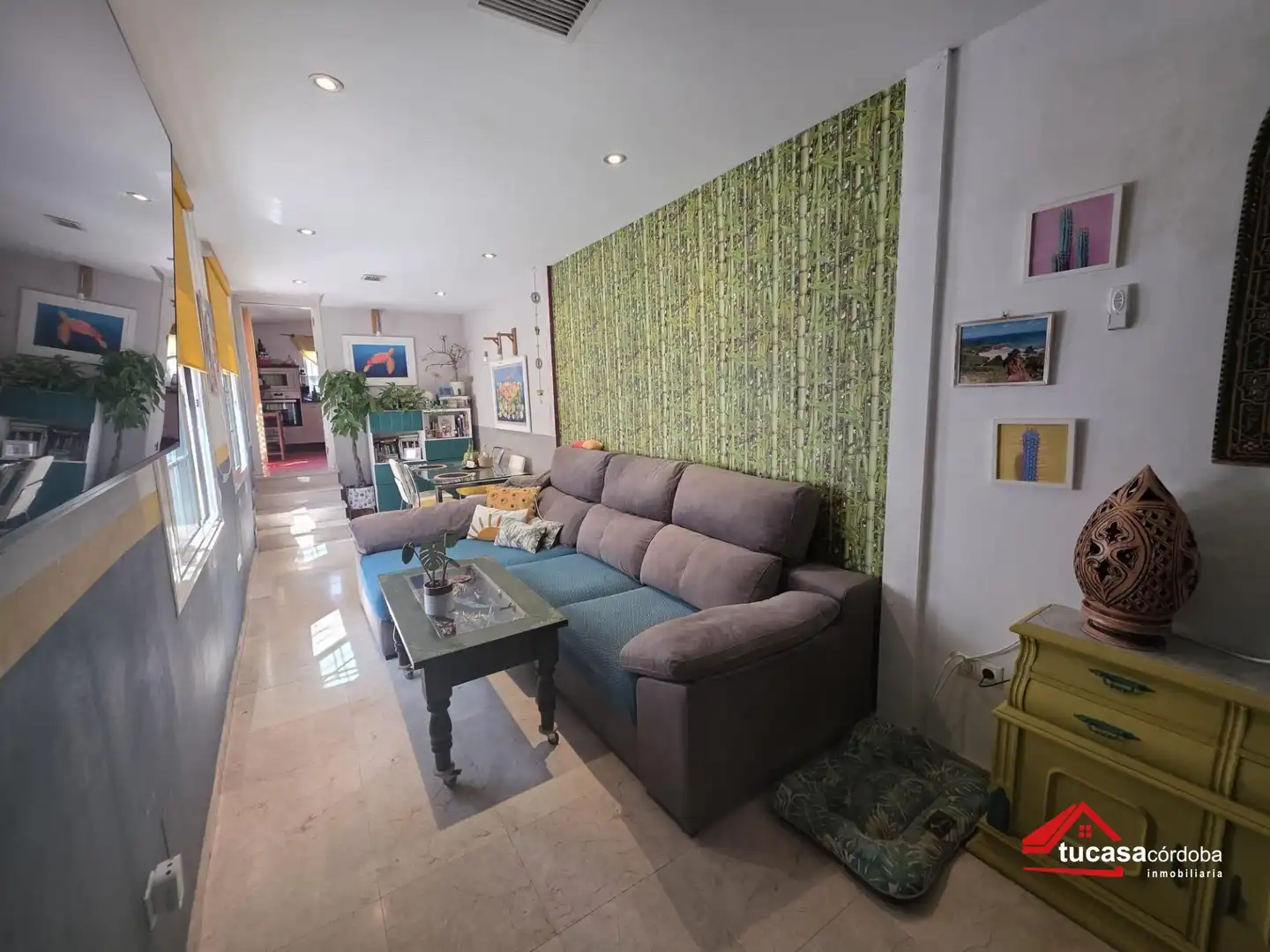 Living room of Flat for sale in Córdoba  with Air Conditioner, Terrace and Storage room