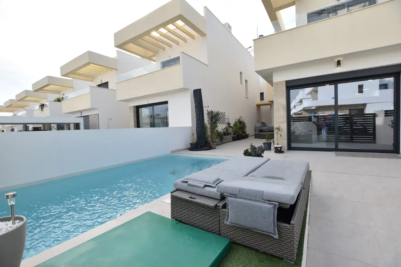 Estudio en venta en Los Montesinos