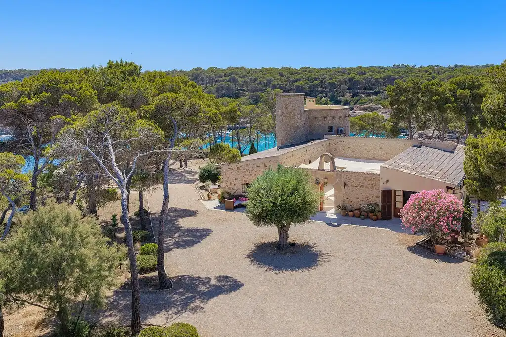Casa rústica con jardín en venta en Santanyí Poble, imagen 7