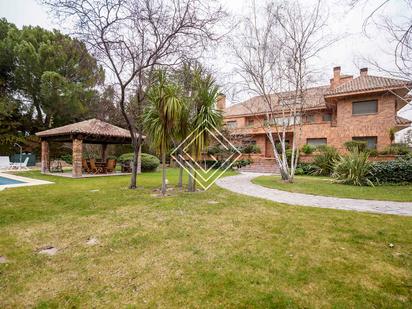 Garden of House or chalet for sale in Pozuelo de Alarcón  with Air Conditioner, Private garden and Terrace