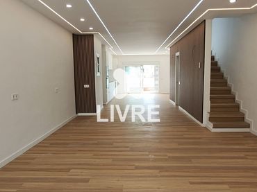 Terraced house with balcony for sale in Generalitat