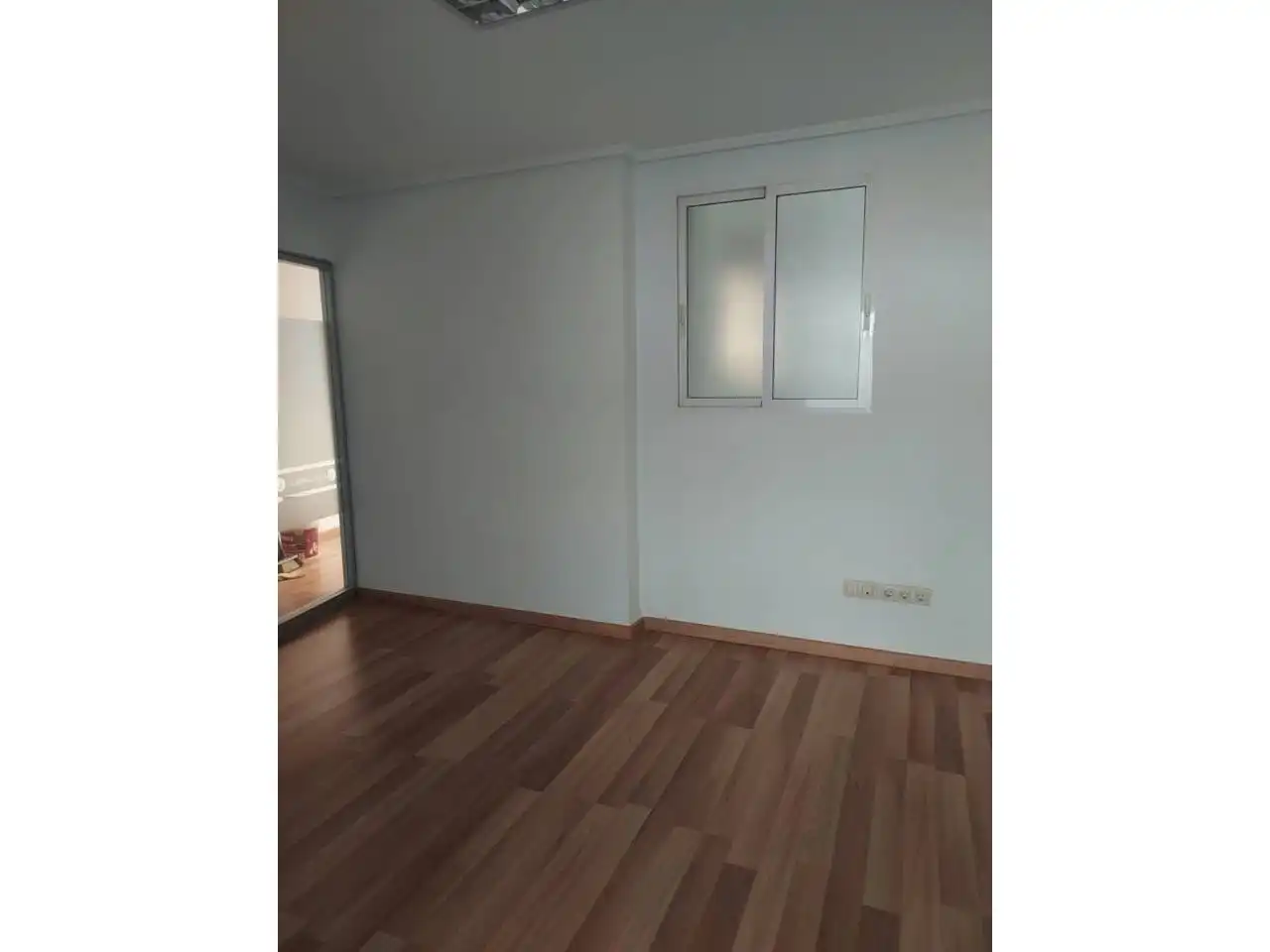 Schlafzimmer von Büro zur Miete in Ciutat Vella 