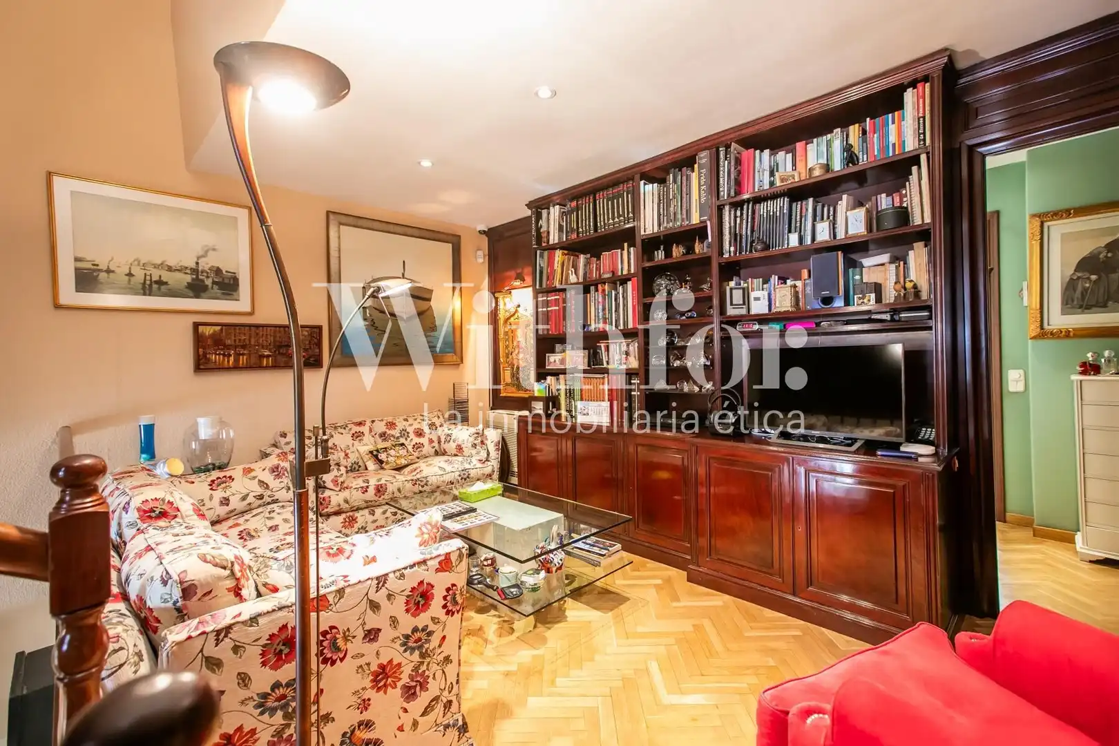 Sala de estar de Casa adosada en venta en Barcelona con Aire acondicionado, Jardín privado y Terraza