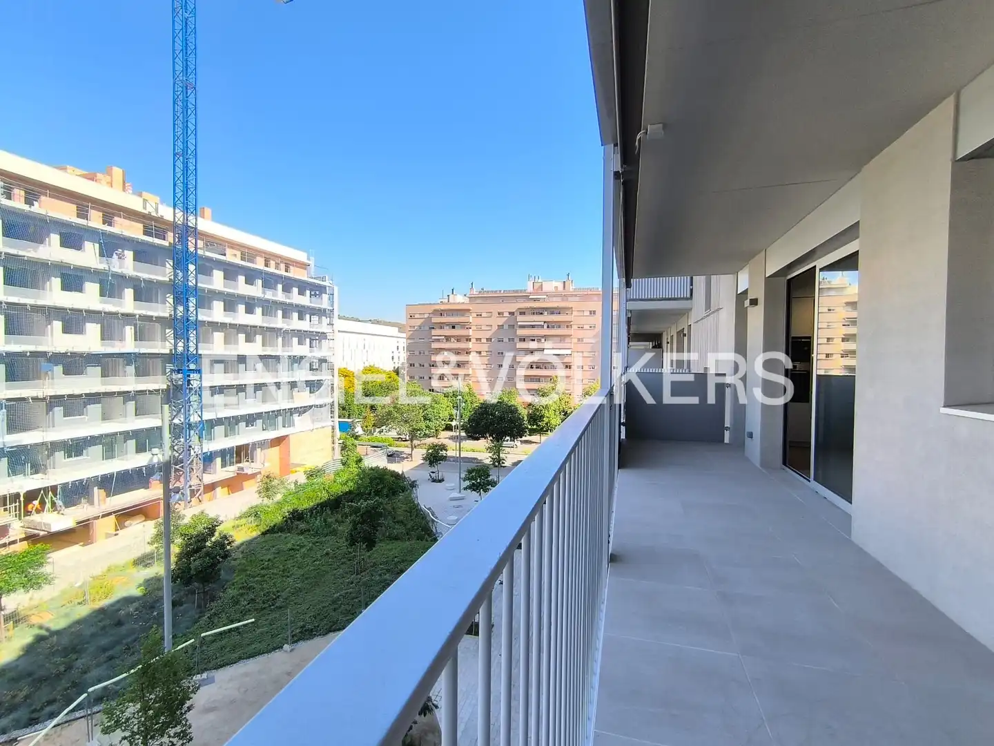 Exterior view of Flat for rent in Barcelona  with Air Conditioner, Heating and Terrace