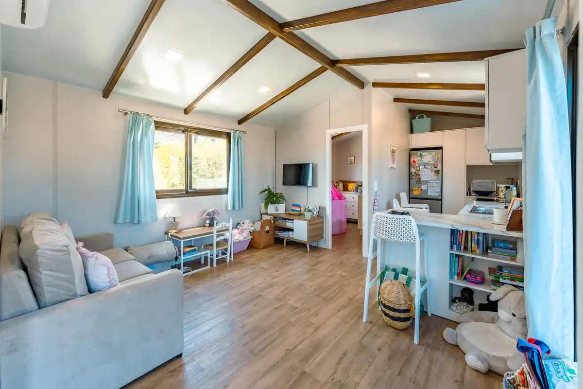 Sala d'estar de Casa o xalet en venda en Estepona amb Aire condicionat, Jardí privat i Terrassa
