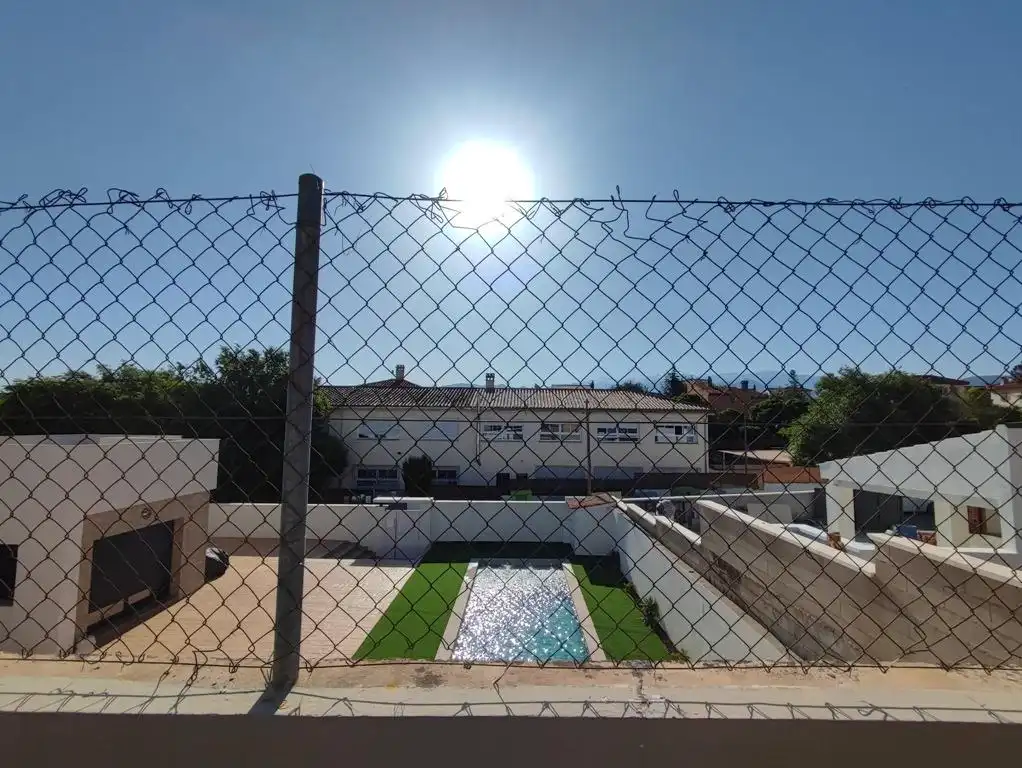 Piscina de Casa o xalet en venda en Villa de Otura amb Aire condicionat, Calefacció i Terrassa