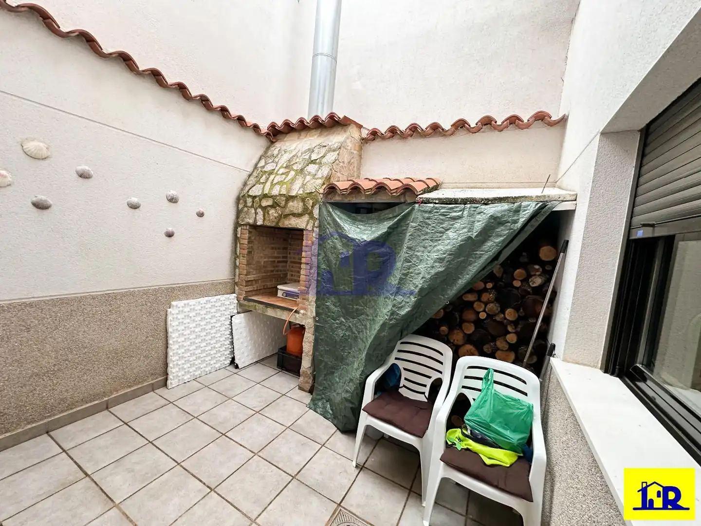 Terrassa de Casa adosada en venda en Cuenca amb Calefacció i Moblat
