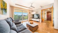Living room of Flat for sale in Polinyà  with Air Conditioner, Heating and Parquet flooring