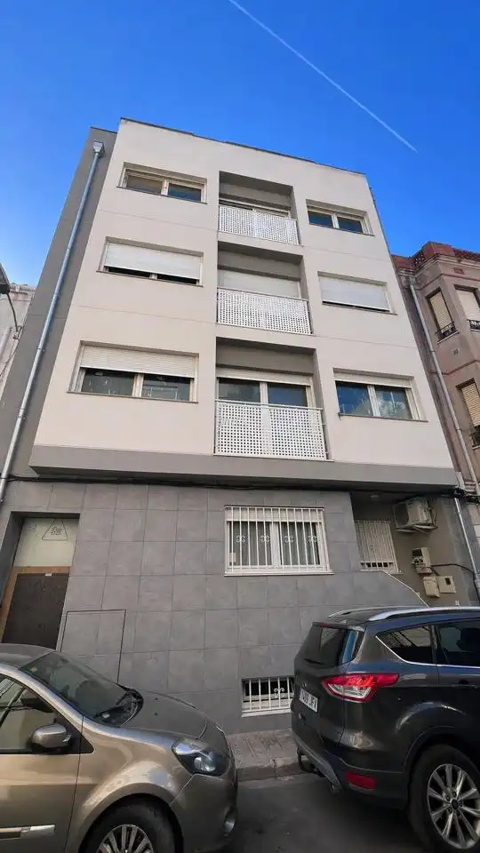 Vista exterior de Piso en venta en Benicarló con Terraza y Amueblado