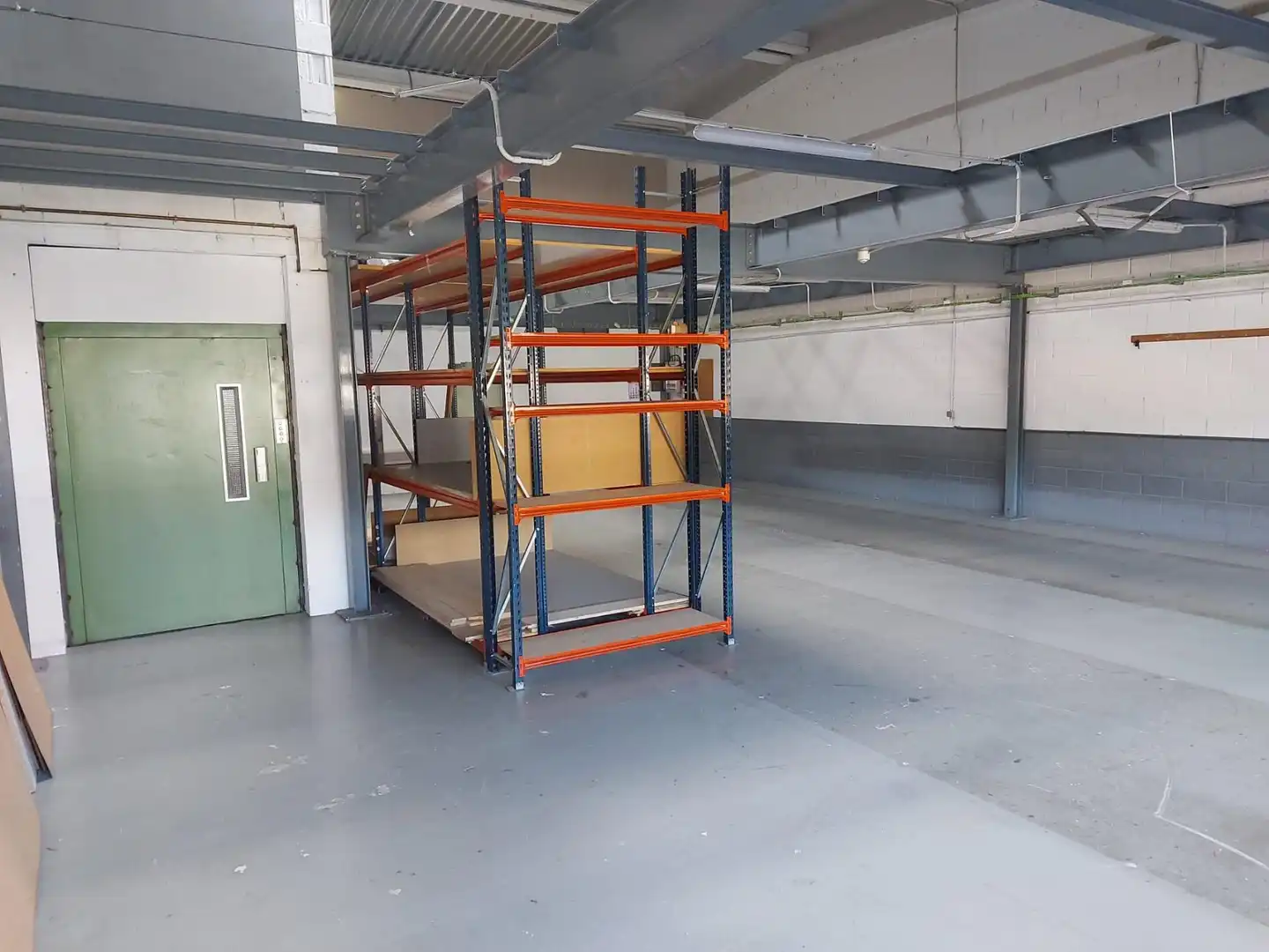 Industrial buildings for rent in Badalona